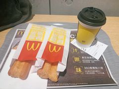 -麦当劳(中山公园龙之梦店)