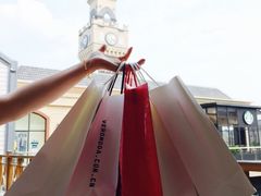 -王府井奥莱临潼小镇(临潼店)