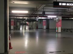 -九六广场-停车场