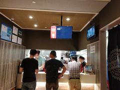 -肯德基(东安路站店)