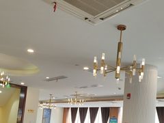 -老人和饭店(淮海中路店)