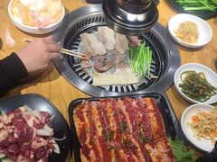 -枣玛露炭火烤肉脊骨锅