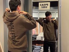 -Hollister(天环广场店)