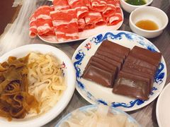 肥牛-鑫龙火锅城(经二纬四店)