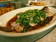 葱捞鲈鱼-御满江海鲜酒家(洛溪新城店)