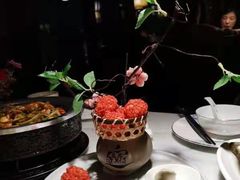 杨梅鳕鱼球-柳莺湖上·湖景餐厅·江南菜(西湖店)