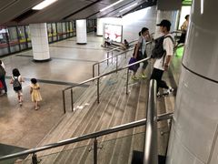-公园前(地铁站)
