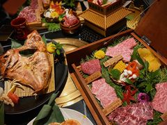 -山川小町·极番烧肉(新地假日广场店)