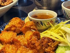 -大头虾越式风味餐厅(光明广场店)