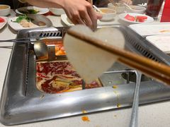 -海底捞火锅鲜切牛肉主题店(长寿路店)