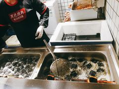 -黑色经典臭豆腐·湖南特产(步行街店)