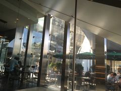 景观位-星巴克臻选(济南恒隆店)
