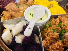-黄桷树曹家私房菜(江与城店)