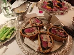 招牌奢华惠灵顿牛排-壳里西餐厅Coquille Seafood Bistro(蒙自路店)