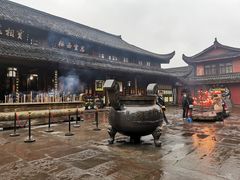 -峨眉山报国寺