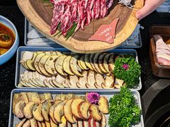 -蘑界·野生菌火锅(深业上城店)