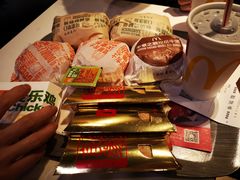 -麦当劳(海岸城店)