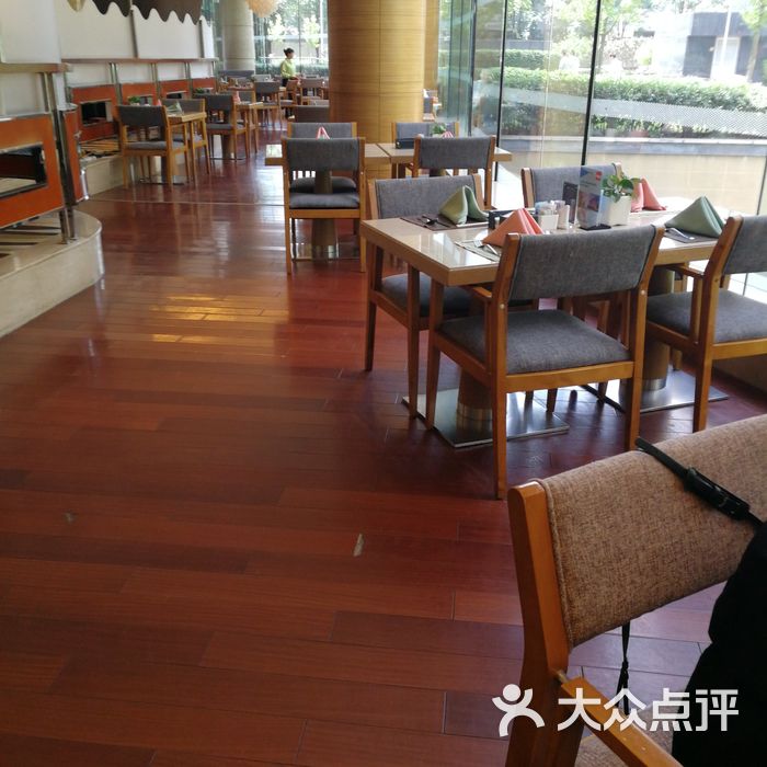 永泰福朋喜來登酒店宜客樂自助餐廳