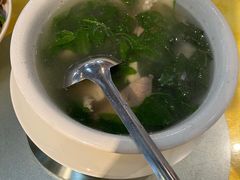 猪杂枸杞汤-老字号蛇口德记烧腊饭店·海鲜加工
