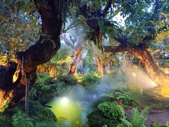 -Chom Cafe and Restaurant