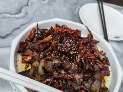 -蔼若春.传承三十年云南菜(金碧公园店)