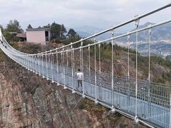 -玻璃桥景区石牛寨