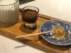 -默迹咖啡馆
