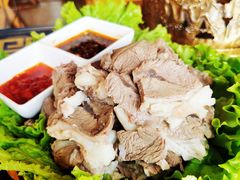 手扒肉-牧人嘎查蒙餐(富强路店)