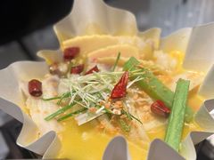 -穹六人间 people 6(岳阳路店)