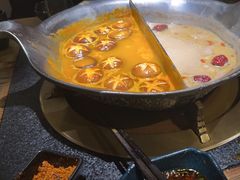 -湊湊火锅·茶憩(南京东路悦荟店)