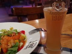 -皇冠自酿啤酒坊(中国红街5号楼店)
