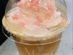 冰桃桃厚乳拿铁-瑞幸咖啡(重医附二院江南院区店)
