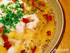 -十三式重庆江湖菜(金茂览秀城店)