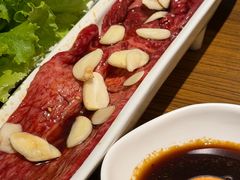 -炼火烤肉店