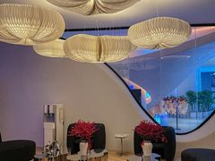 -涨巢·潮玩水疗局