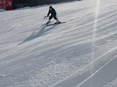 -济南卧虎山滑雪场