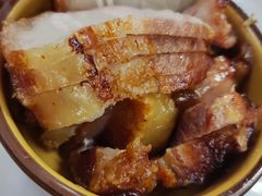 脆皮香猪肉-肇兴特色牛肉粉