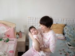 -爱的果实月嫂育婴师(世纪东方店)