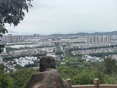 -灵岩山风景区