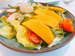 芒果牛油果大虾色拉-乐意坊Alla Torre意大利手工披萨(陆家嘴旗舰店)