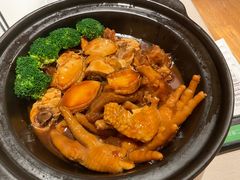 鲍鱼猪手焖鸡煲-尚一汤·粤菜海鲜(环球港店)