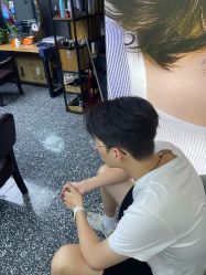 -藤野造型专业烫染接发