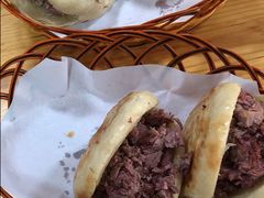 -闫家驴肉老店(华电一校店)