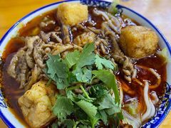-孙浩特色牛杂面板面(华捷道店)