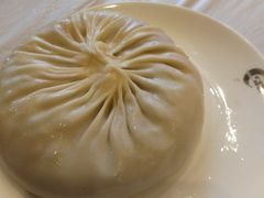 蟹肉大汤包-鸿运酒楼