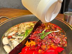 -萍姐火锅·公路夜市(武汉首店)