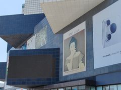 -资和信百货商场