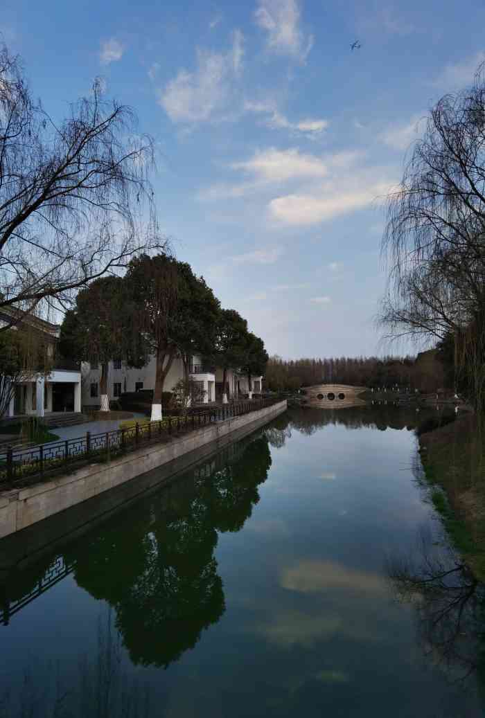 书院人家(临港店)-"临港的一家不错的"农家乐",有住宿,有餐.