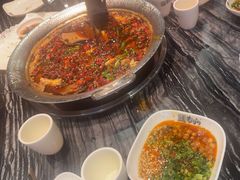 -老船舫·现做活鲜鱼馆(东郊记忆店)