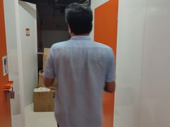 -大众迷你仓自助寄存仓库(徐家汇2店)